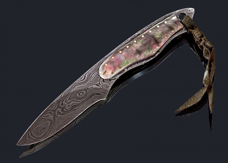 damascus black lip dress 768x549