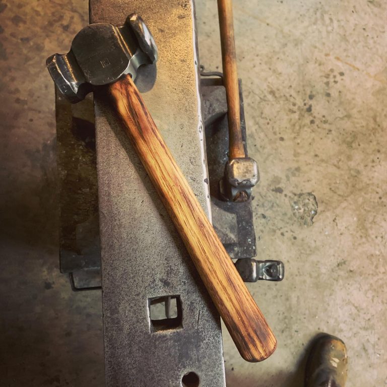 D83CF181 1B78 44A3 882B F2EF06B38C39 768x768