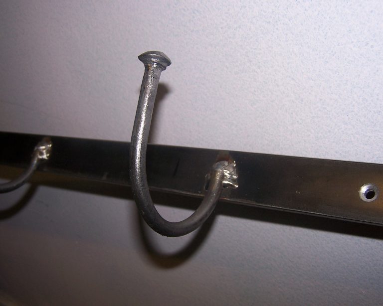coat hook 5 768x614