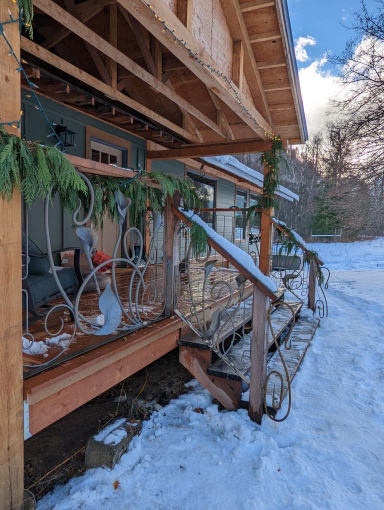 PXL 20211223 205434847 768x1020