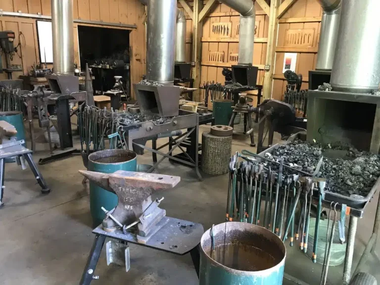 adirondack blacksmith and bladesmith classes 768x576