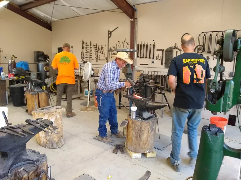 zion blacksmith school04 768x576