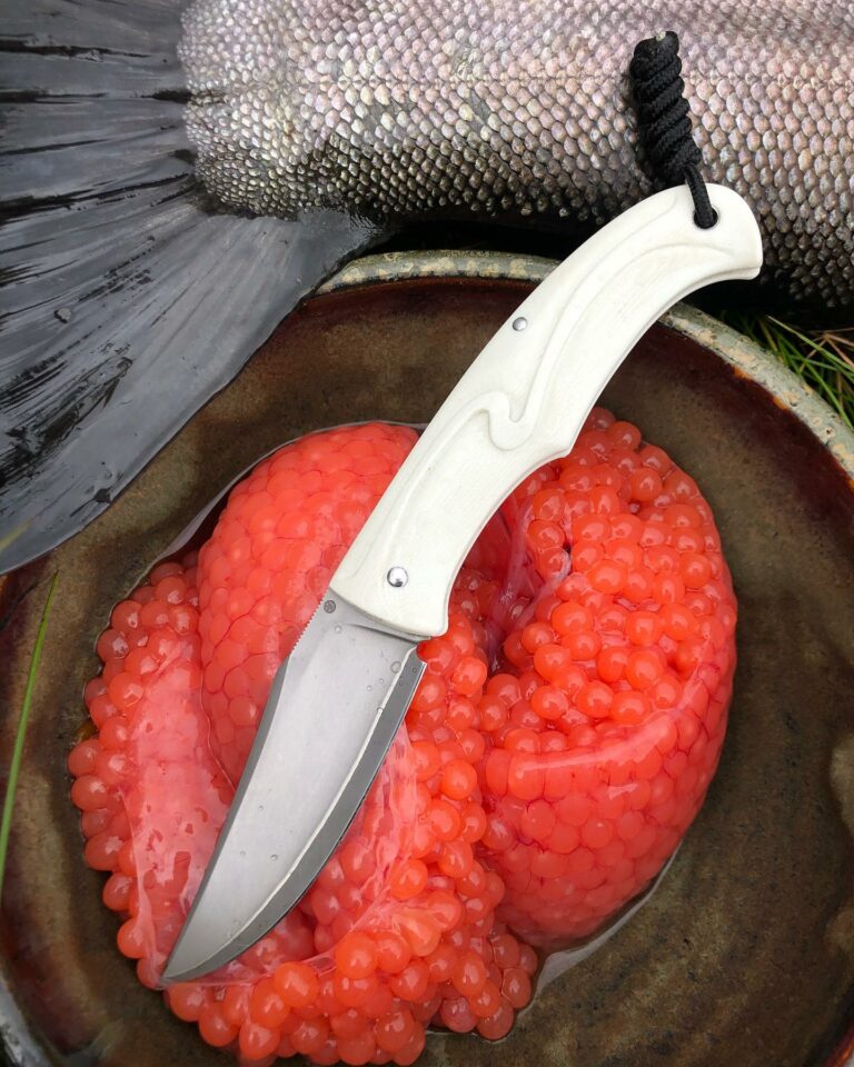 Adam DesRosiers master bladesmith 02 768x960