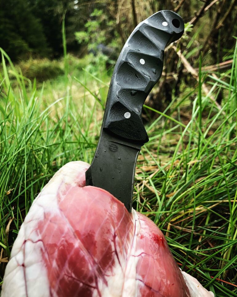 Adam DesRosiers master bladesmith 03 768x960